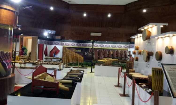 Koleksi Museum Sumatera Utara