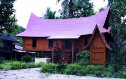 Museum Kandil Kemilau Emas – Sejarah, Daya Tarik, Lokasi & Ragam Aktivitas