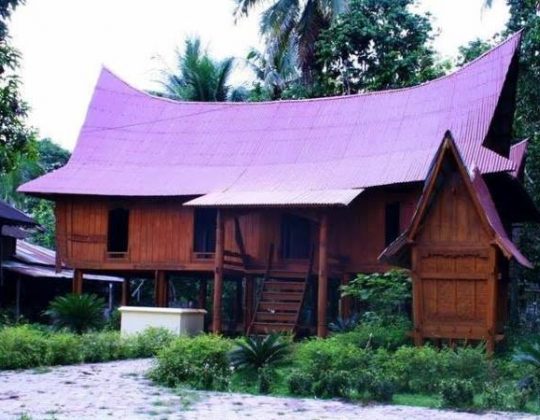 Museum Kandil Kemilau Emas – Sejarah, Daya Tarik, Lokasi & Ragam Aktivitas