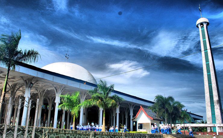 Aktivitas Masjid Seribu Tiang