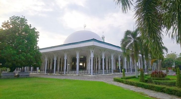 Masjid Seribu Tiang – Sejarah, Daya Tarik, Lokasi & Ragam Aktivitas
