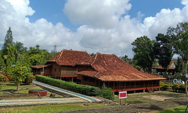 Museum Negeri Balaputra Dewa