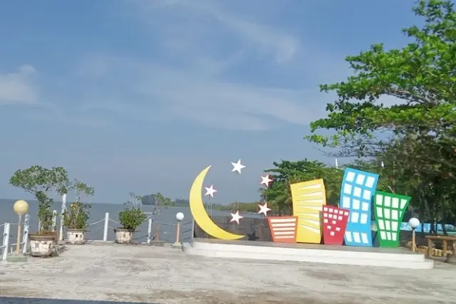 Pantai Cermin Theme Park di Serdang Bedagai