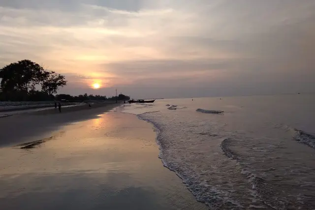 Pantai Tanjung Medang