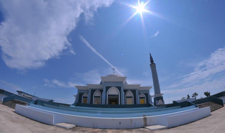 Masjid Raya Dompak