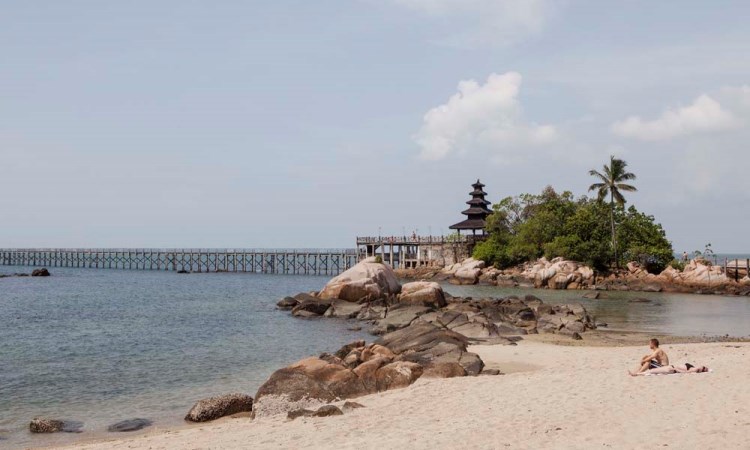 10 Wisata Pantai di Batam yang Paling Hits Andalas Tourism