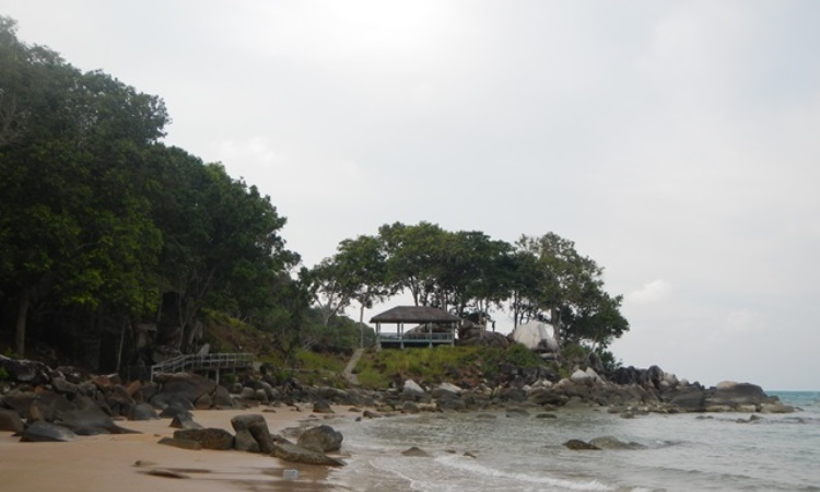 Pantai Bukit Batu