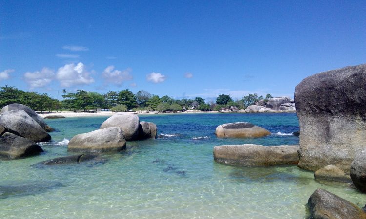 12 Wisata Pantai Di Belitung Yang Paling Hits - Andalas Tourism