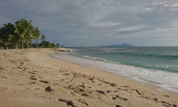 Pantai Laguna