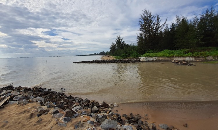 Daya Tarik Pantai Sampur Bangka Belitung