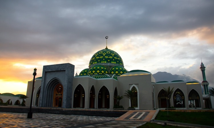Fasilitas Masjid Agung Natuna