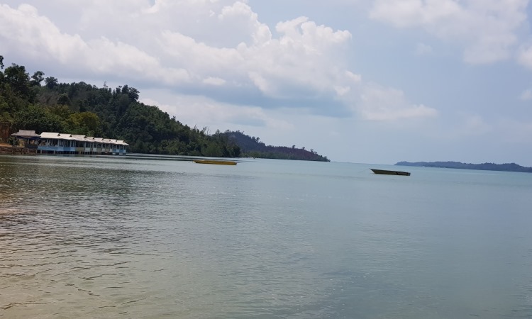 Fasilitas Pantai Melayu Barelang Batam
