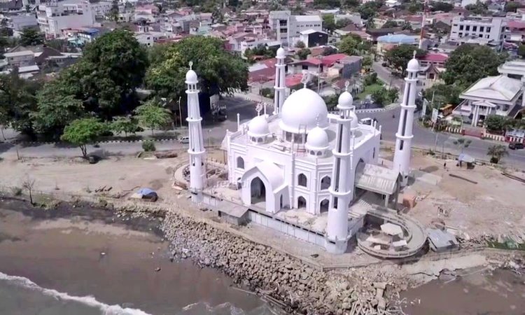 Fasilitas Masjid Al Hakim Padang