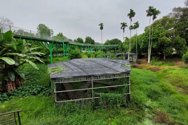 Fasilitas Taman Anggrek Sri Soedewi