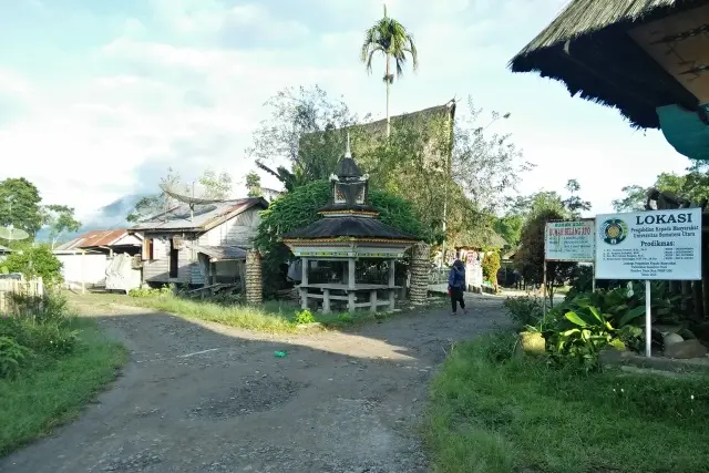 Alamat Desa Budaya Lingga