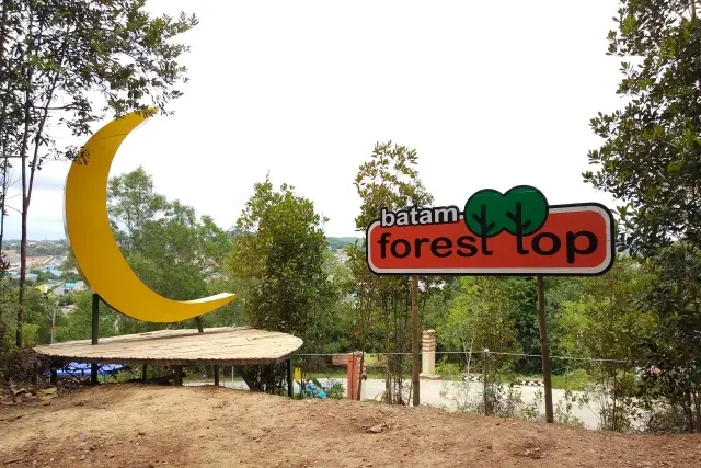 Batam Forest Top