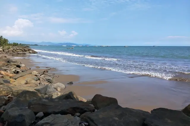 Pantai Pasir Jambak