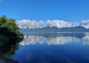 Danau Maninjau, Danau Legendaris yang Kaya Pesona di Agam